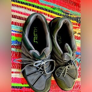 Size 10 Kuru Orthopedic Walking Shoes